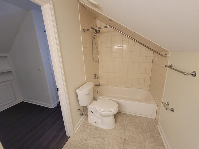 Building Photo - 1120 Archangel Way