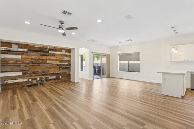 Building Photo - 4618 W Fortune Dr