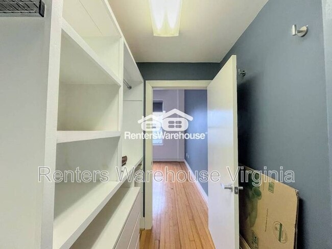 Building Photo - 500 Granby St