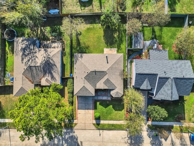 Primary Photo - 28711 Atherstone St