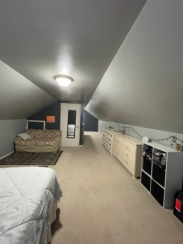 Building Photo - 534 Parker Ave