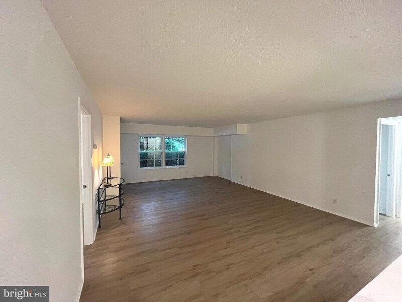 Building Photo - 7720 Tremayne Pl