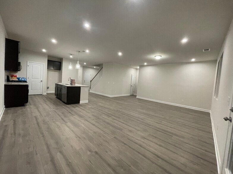 Building Photo - 2745 Sparrowgap Trl