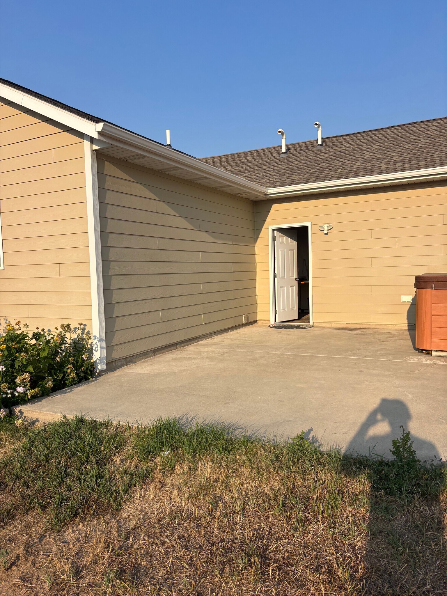 Building Photo - 3306 Champion Dr