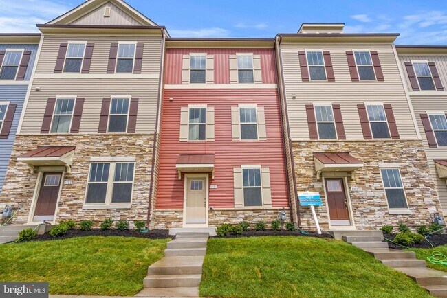 Building Photo - 5907 Garden Walk Dr