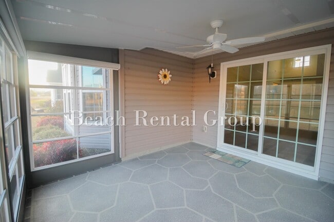 Building Photo - 35 Palmetto Green Dr