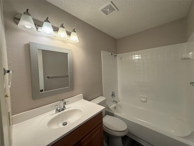 Building Photo - 12312 Abney Dr