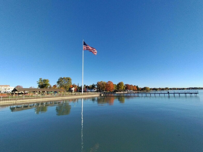 Downtown - 35711 Alfred St