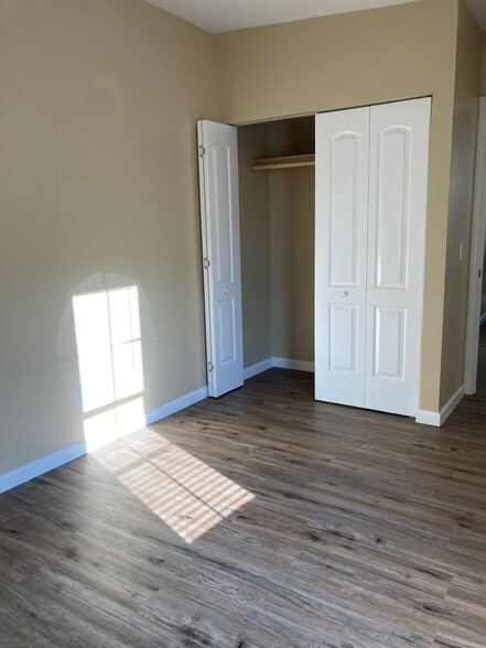 Building Photo - 300 Glade Springs Rd