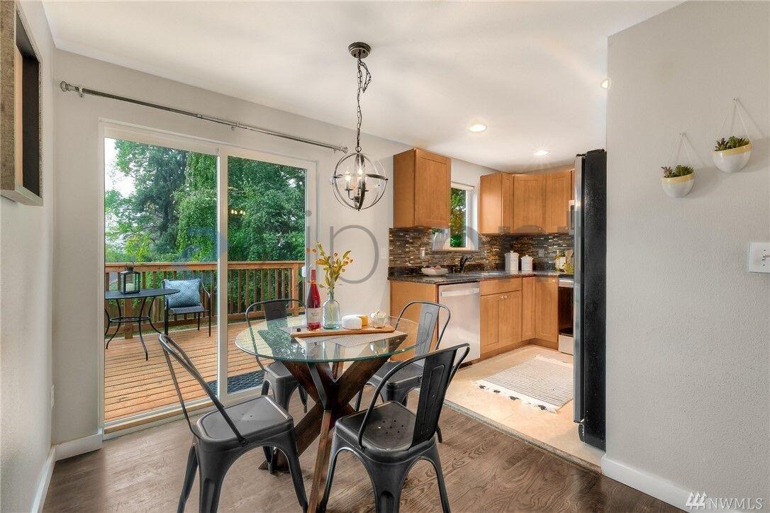 Building Photo - 5137 S Holly St