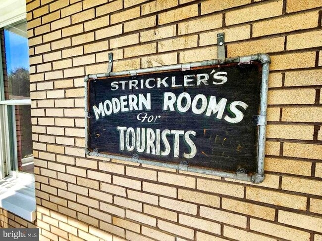 Building Photo - 515 Fourth St