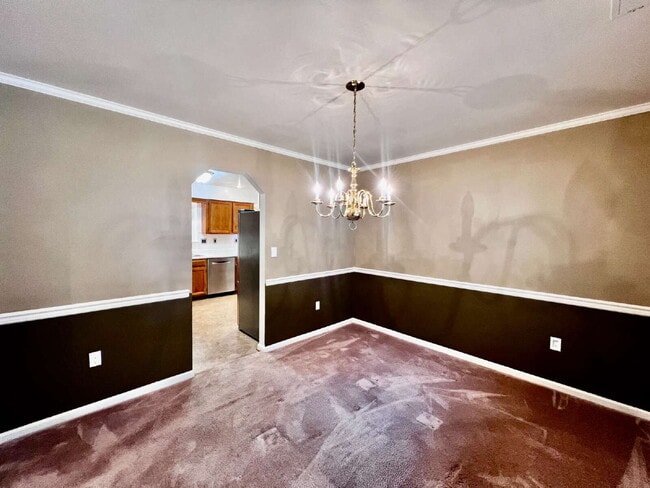 Building Photo - OPEN HOUSE SUNDAY THE 21ST 1PM-3PM! Move-In Special: Receive $1,300 off your first full month’s r...