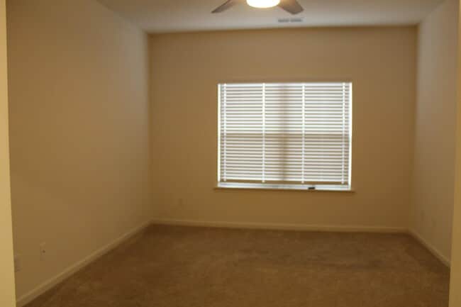 Building Photo - 175 Walker Meadows Ln