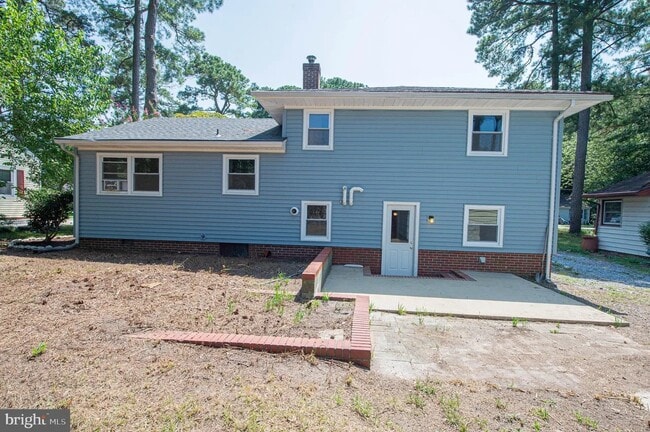 Building Photo - 421 Monticello Ave