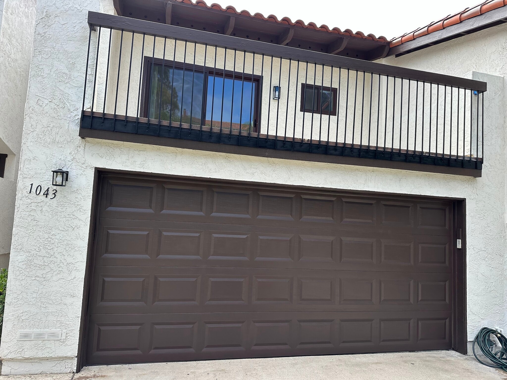 Building Photo - 1043 Santa Helena Park Ct