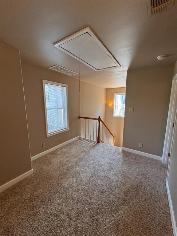 Building Photo - 201 W 33rd St