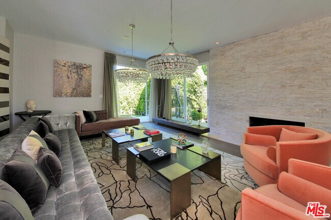 Building Photo - 3054 Elvido Dr