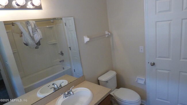Building Photo - 8702 Ribbon Falls Ln