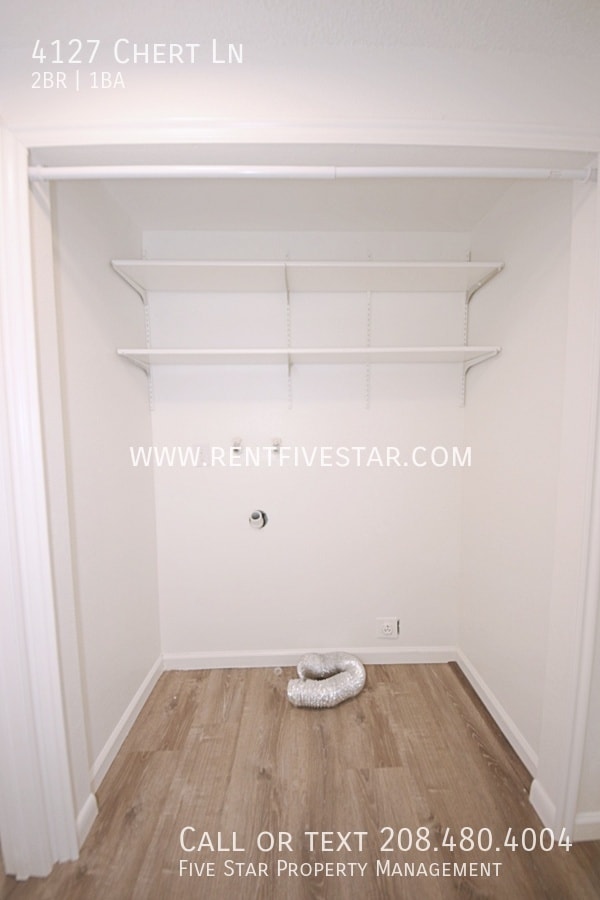 Building Photo - 4127 Chert Ln