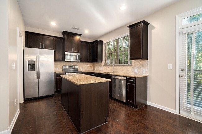 Building Photo - 3989 Princeton Lakes Pass SW