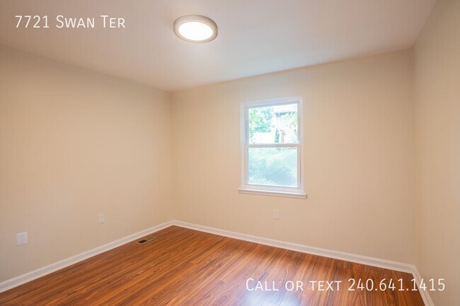 Building Photo - 7721 Swan Terrace