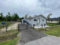 Building Photo - 333 California St