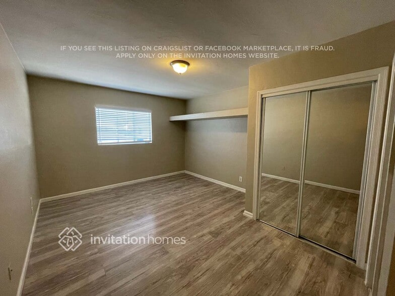 Building Photo - 231 N Harris Dr