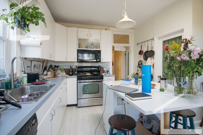 Building Photo - Nice 3 bed in Cambridge