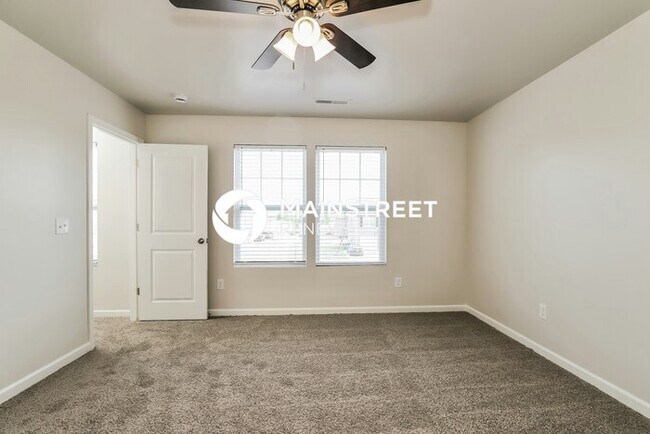 Building Photo - 3 Bedroom Pet-Friendly Home in GIBSONVILLE...