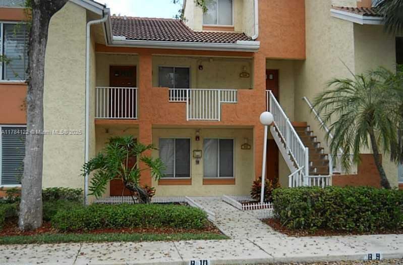 Building Photo - 930 Coral Club Dr