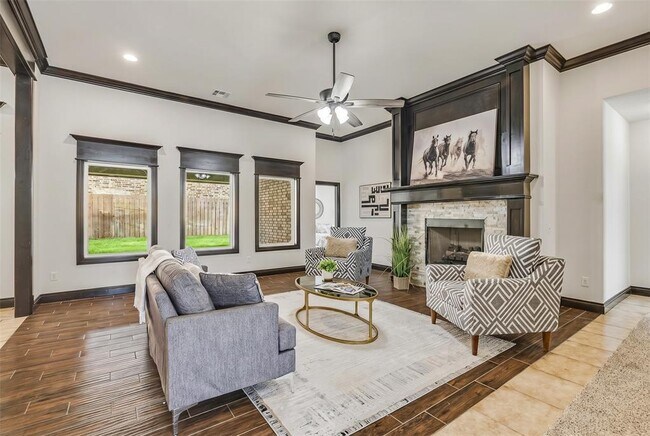 Building Photo - 2313 E Kellan Ct Terrace