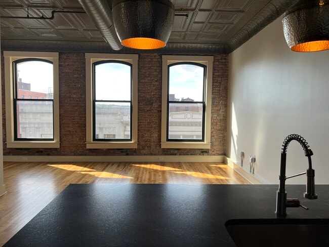 Building Photo - Whitney Lofts