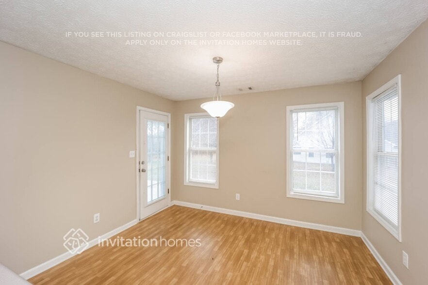 Building Photo - 10 McIntosh Estates Dr