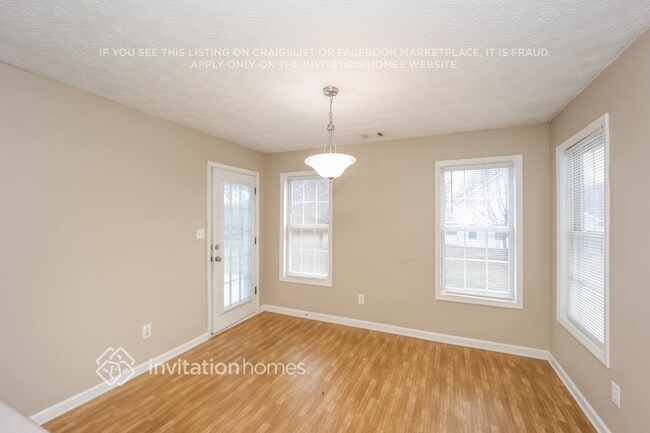 Building Photo - 10 McIntosh Estates Dr