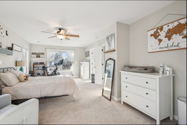 Building Photo - 4922 Lerch Dr