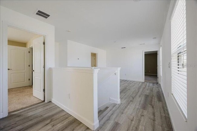 Building Photo - 7401 Ella Ln