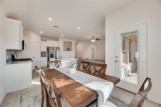 Building Photo - 2506 Kingfisher St