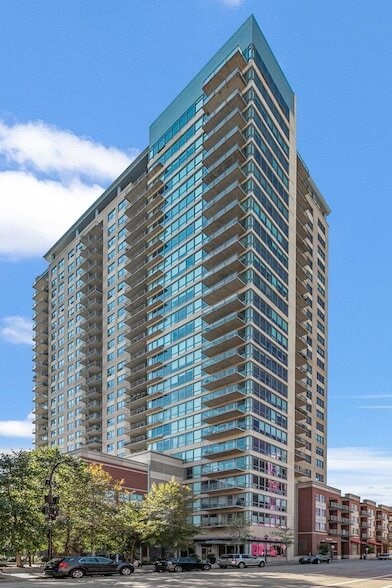 Building Photo - 929 Portland Ave