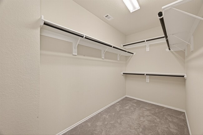 Building Photo - 3405 Knighton Hill Dr