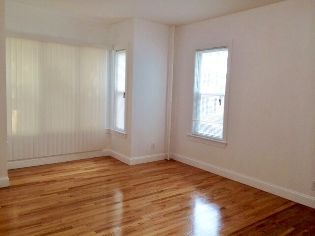 Building Photo - 81 Mt Vernon St