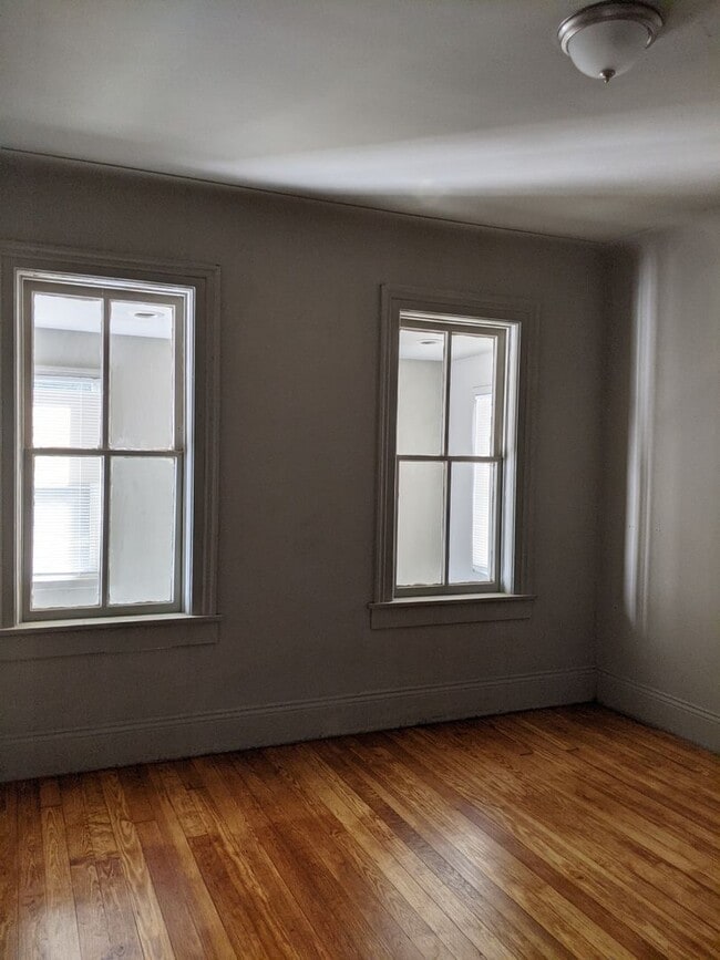 Building Photo - 4021 Neff Ave