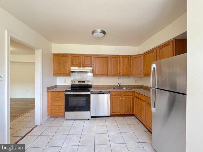 Building Photo - 4538 Conwell Dr