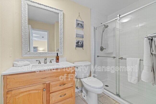 Building Photo - 1500 Via De Luna Dr