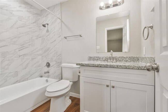 Building Photo - 23102 Wintergate Dr