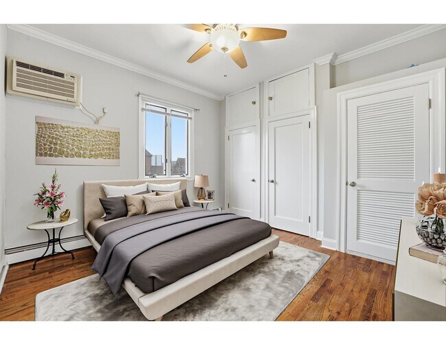 Building Photo - 716 Hudson St