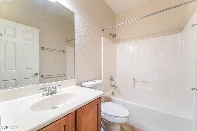 Building Photo - 3936 Beisner St
