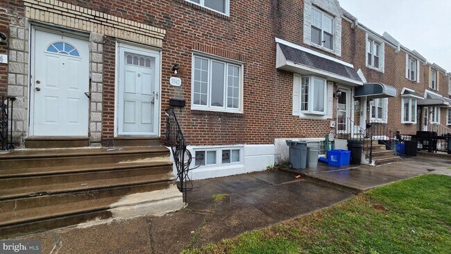 Building Photo - 3342 Ashville St
