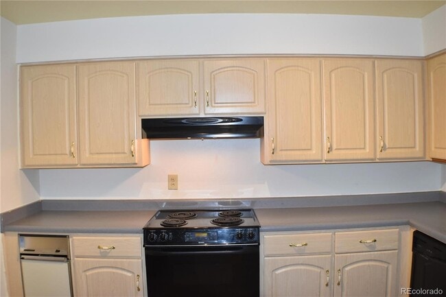 Building Photo - 2602 Paseo Rd