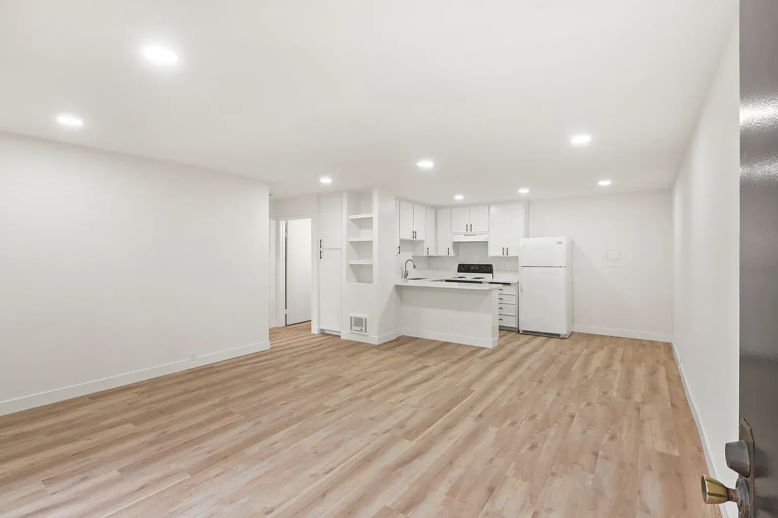 Building Photo - 6358 Rancho Mission Rd