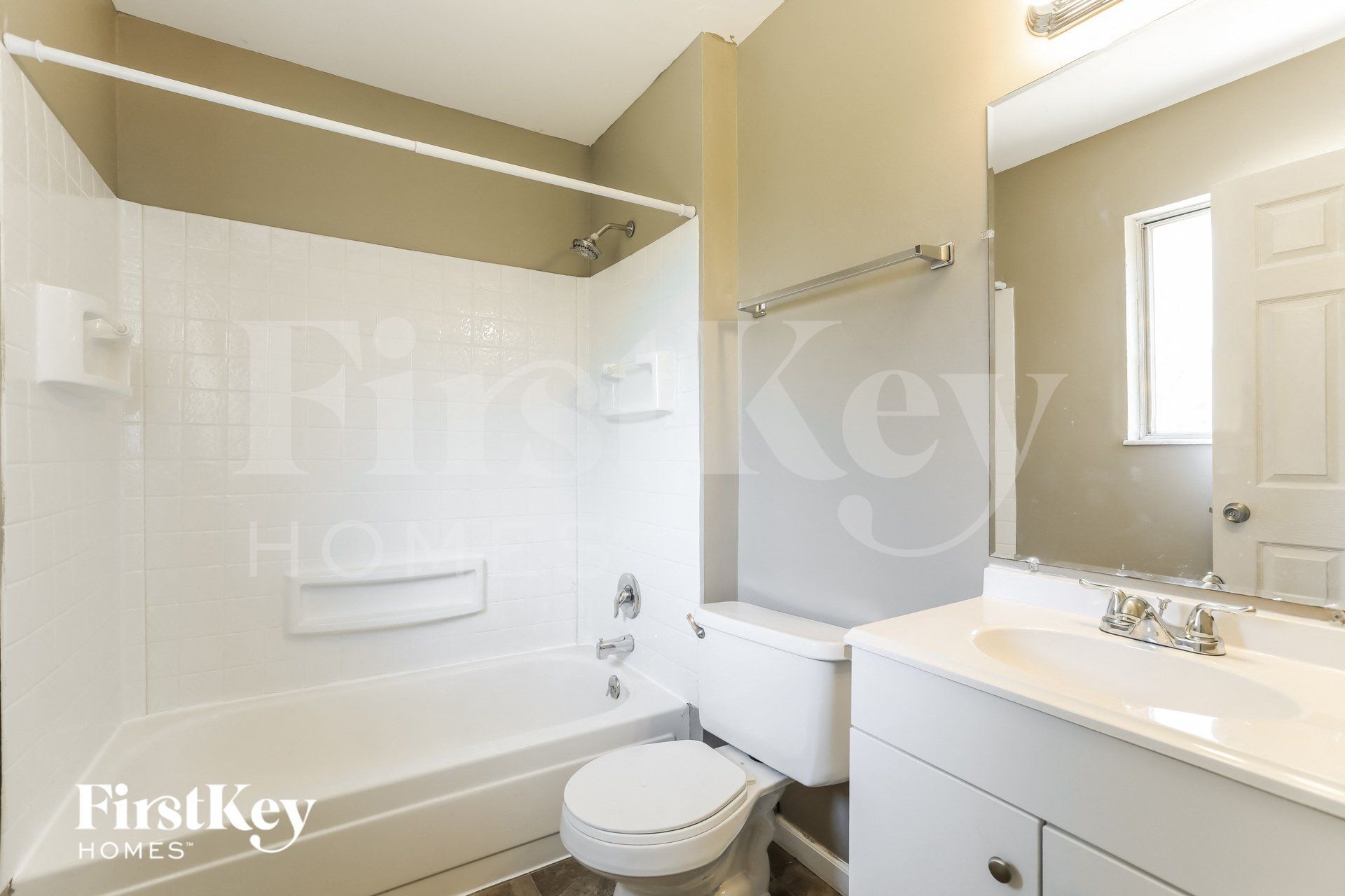 Building Photo - 1246 Borden Dr